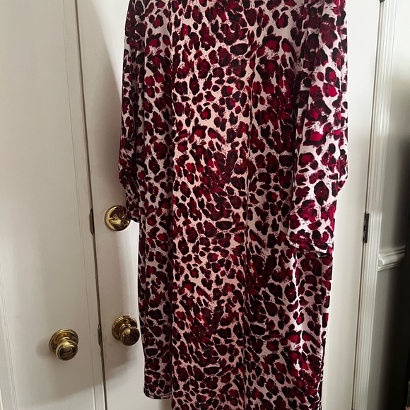 Southern Charm kimono. Burgundy, pink, black, whitE OSFM - Picture 4 of 4